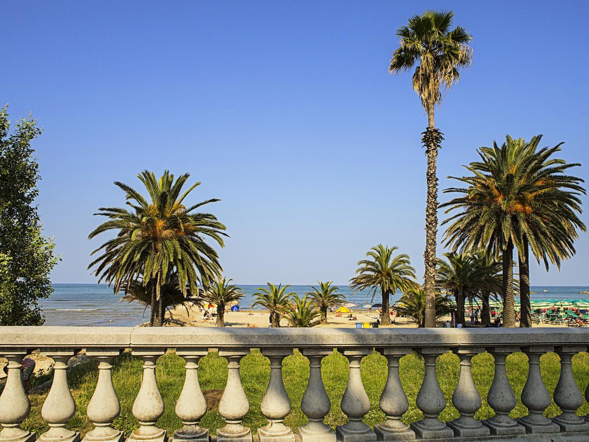B&B Incanto Sotto Il Mare San Benedetto del Tronto Luaran gambar